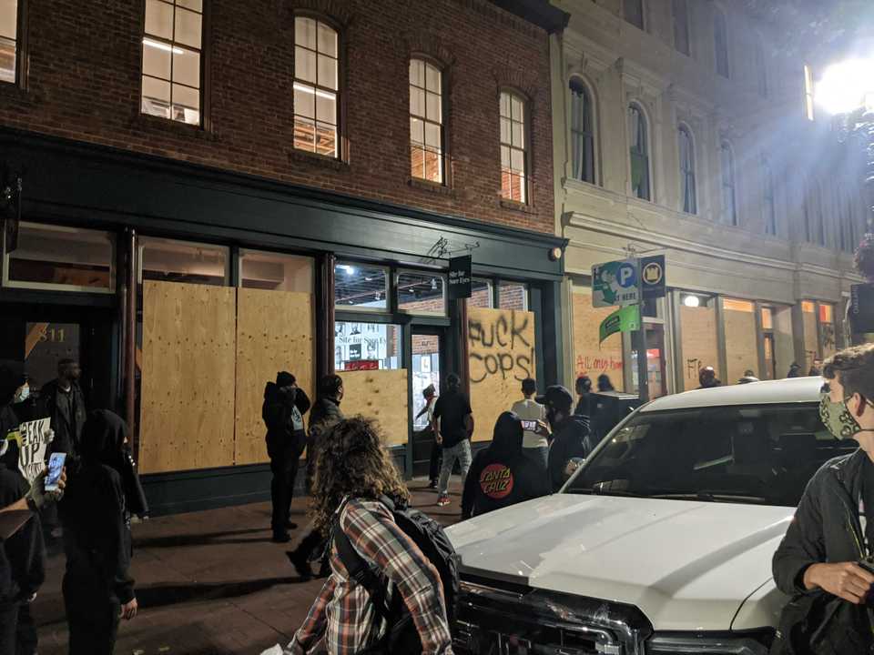 オークランドのデモ