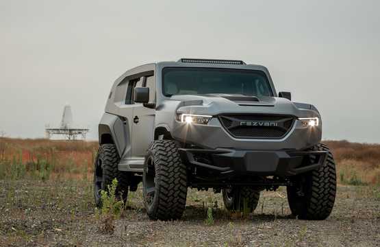 軍用車両をイメージした過激なsuv レズバニ タンク 防弾装甲や暗視装置も装備 Business Insider Japan