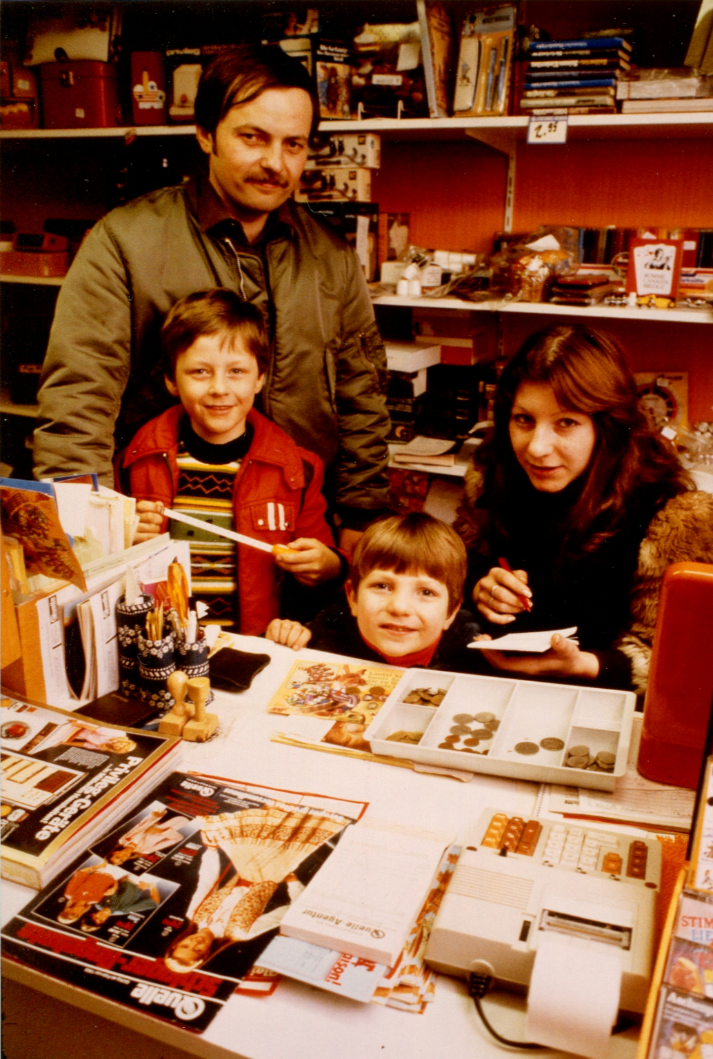 ギュンター・ヴェッツェル氏とその家族。