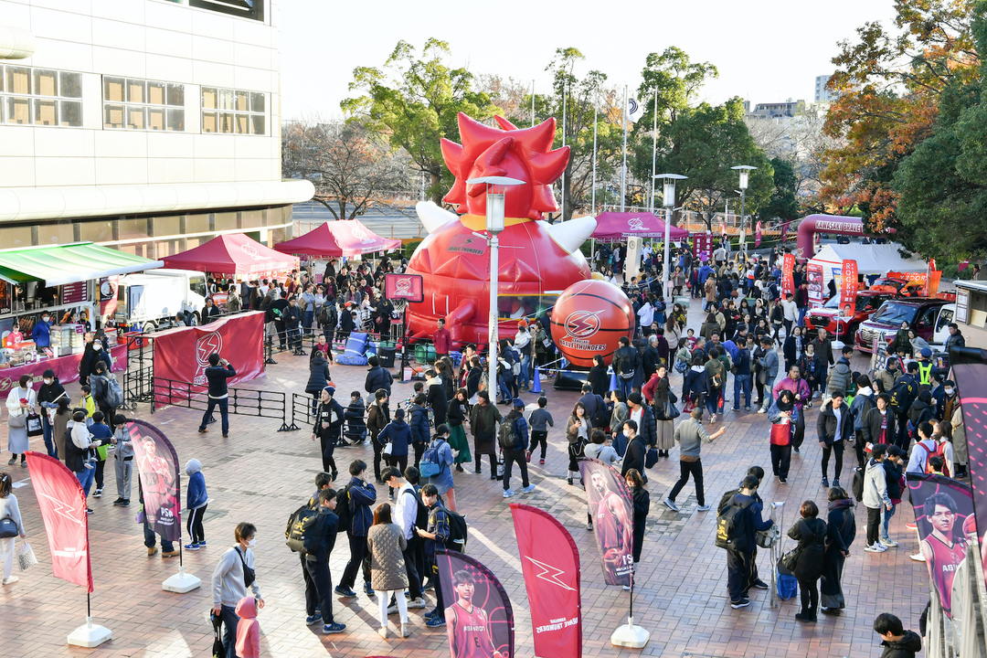 Kawasakibravethunders02