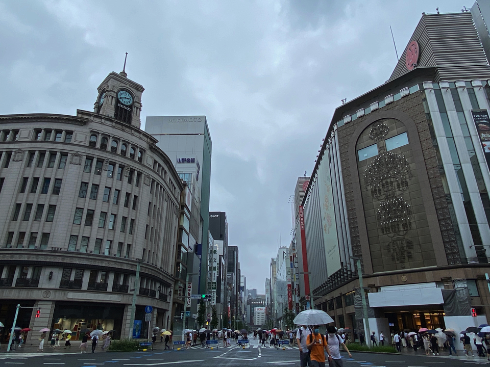 東京・中央区の銀座四丁目（2020年7月23日）