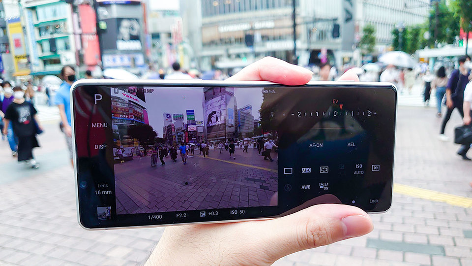 格安 Simフリーxperiaに感じる疑問 Xperia 1 Ii Xperia 8 Lite はスマホ低迷のソニーを本当に救うのか Business Insider Japan