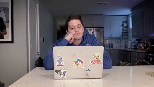 「パラサイト」がアメリカでも増加...若年層の52%は親と同居