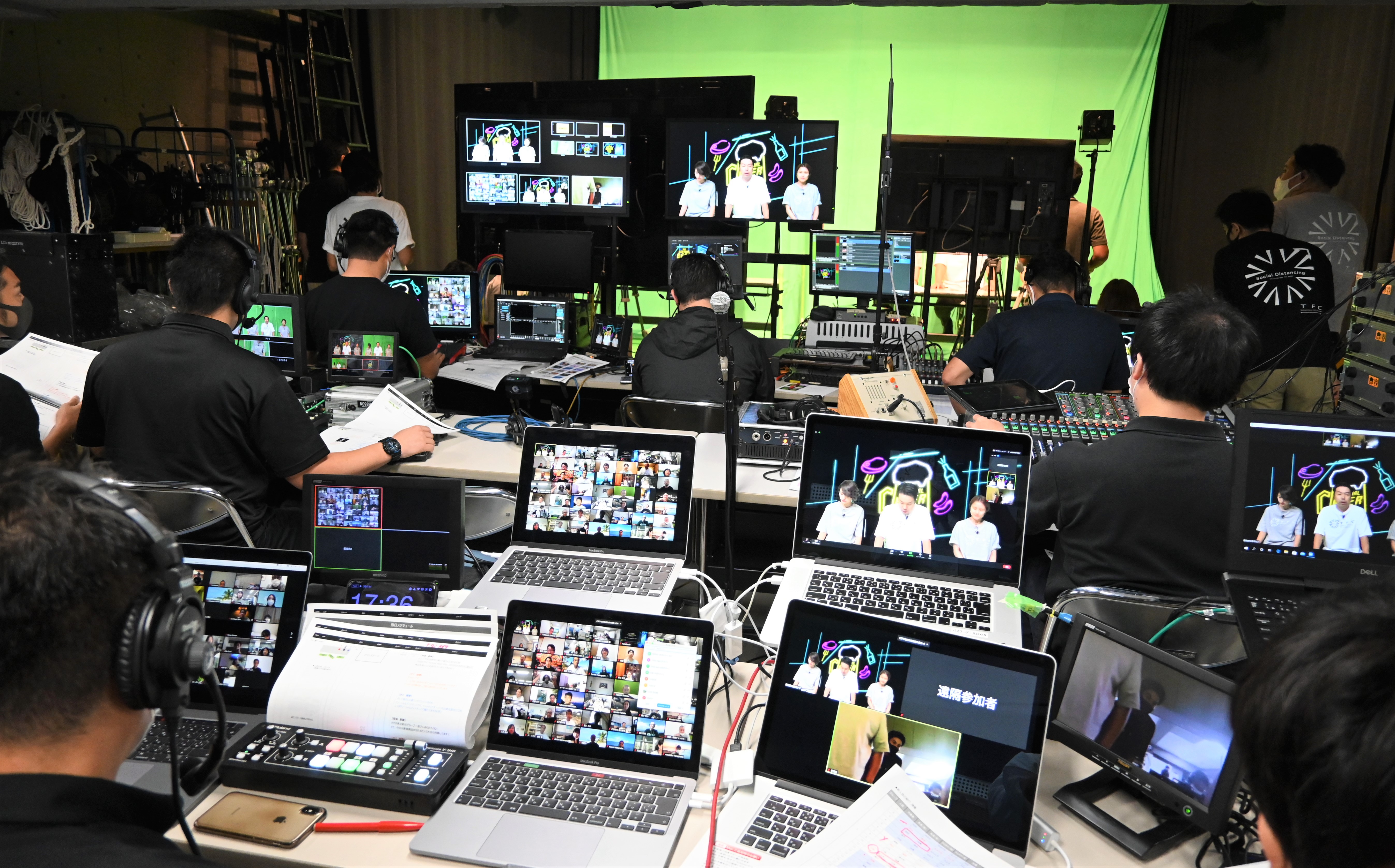 まるでテレビの生放送 社員1000人参加したオンライン飲み会 巨大ビンゴ大会 声を合わせて 乾杯 の舞台裏 Business Insider Japan