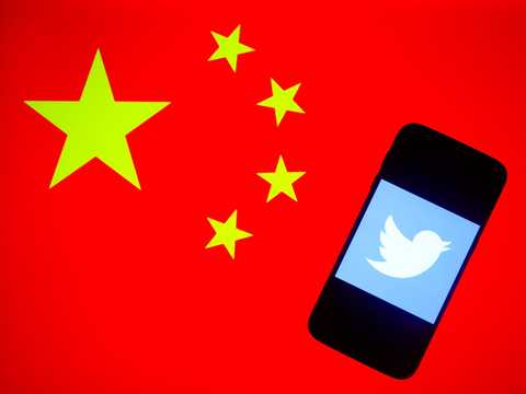 中国でフェイスブックが使えるようになるアプリ登場も即削除