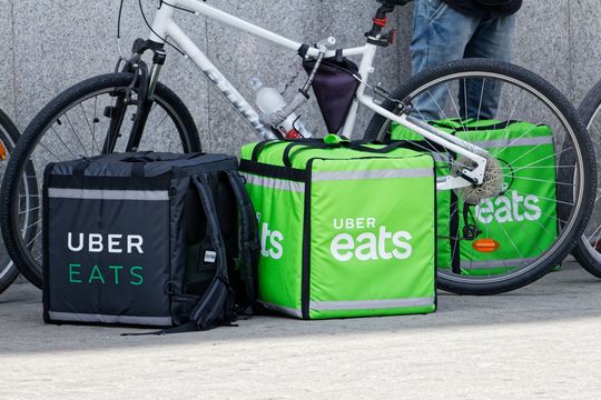 ゴーストレストラン戦国時代。カプリチョーザが参入、出前館は「月18万