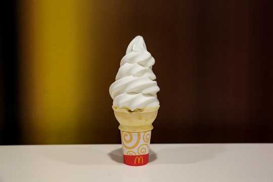 マクドナルドのソフトクリームマシン問題を解決! マシンの状態をリアルタイムで知るサイト