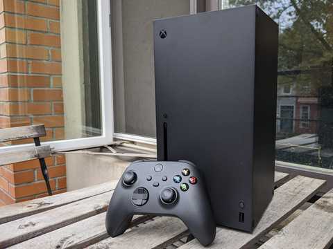 新型xboxが冷蔵庫に似ていると言われたマイクロソフト 本当に冷蔵庫を作ってしまう Business Insider Japan