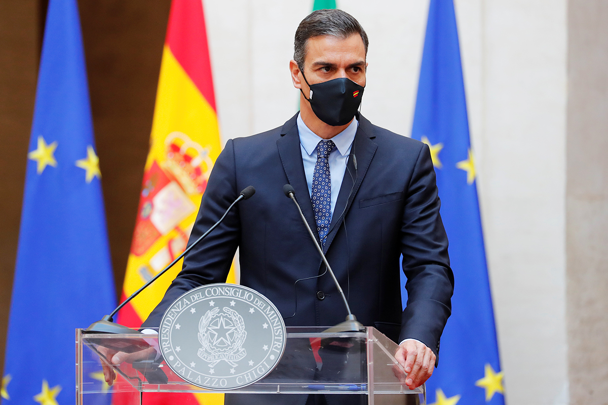 スペイン サンチェス 首相