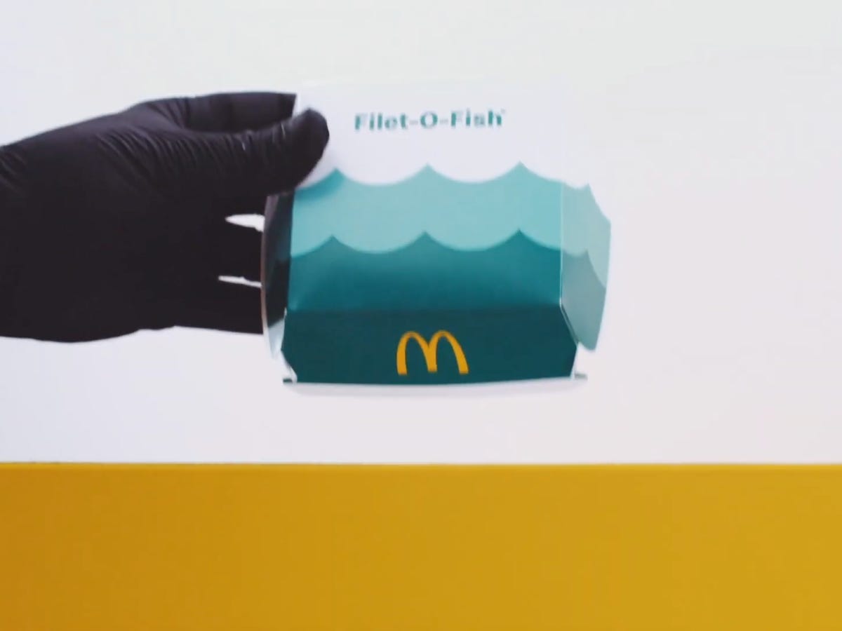専用ページ　マクドナルド　ドライブスルー　看板 マクドナルドが新パッケージ発表…ドライブスルーももっと便利に