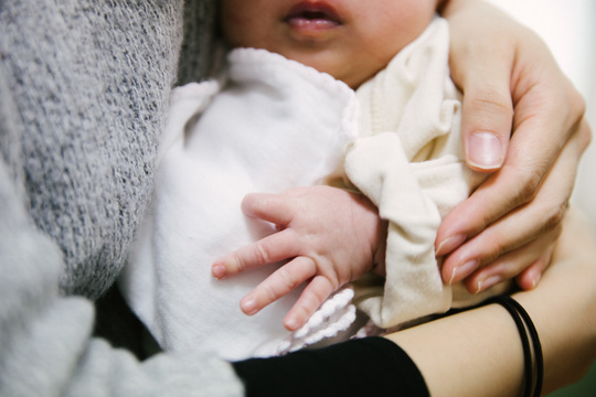 大企業のエリート社員が 専業主夫 に 海外駐在する妻子に会うため1年以上の休職を決断 Business Insider Japan