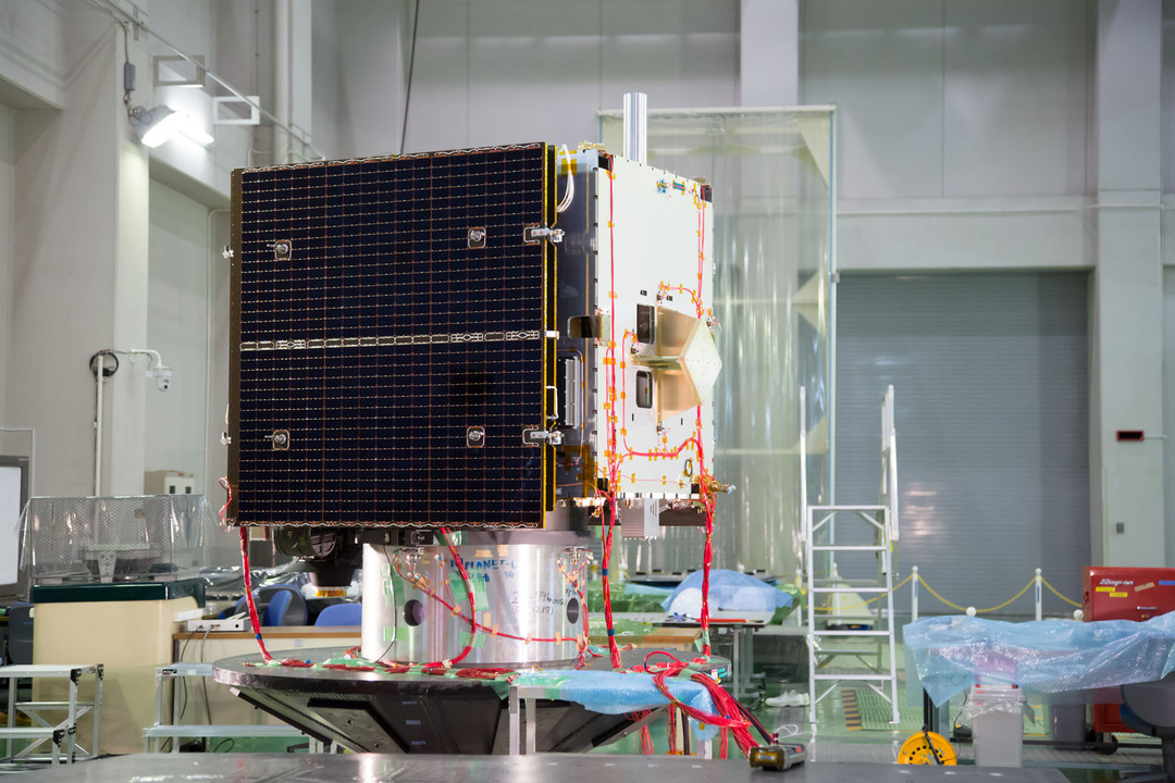 開発中のはやぶさ2