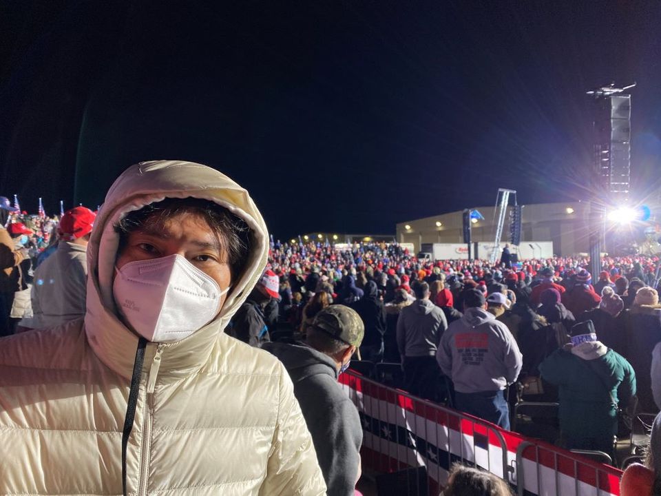 トランプ集会現地にて
