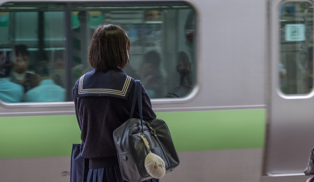 「勉強していると浮いてしまう」施設から医学部現役合格した生徒が願うこと