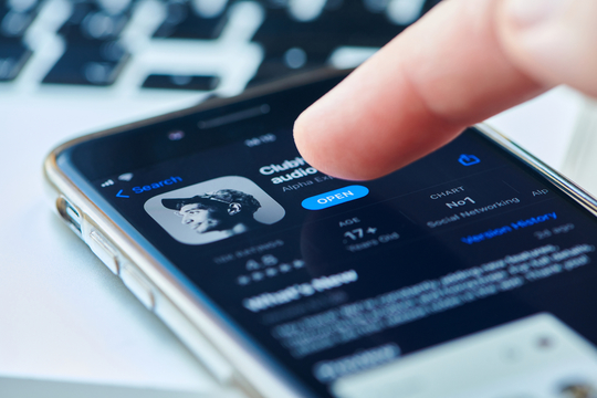 Clubhouseの第一次ブーム終焉で見えてきた「実用化」で就活・採用が残る理由