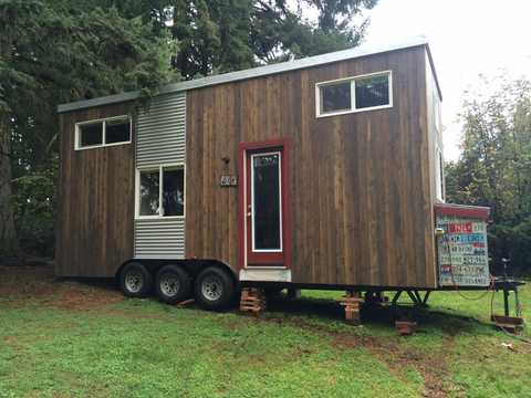 老後資金のために広さ19平方メートルの家に住み始めた女性 極小住宅の村 を作ってビジネスに Business Insider Japan