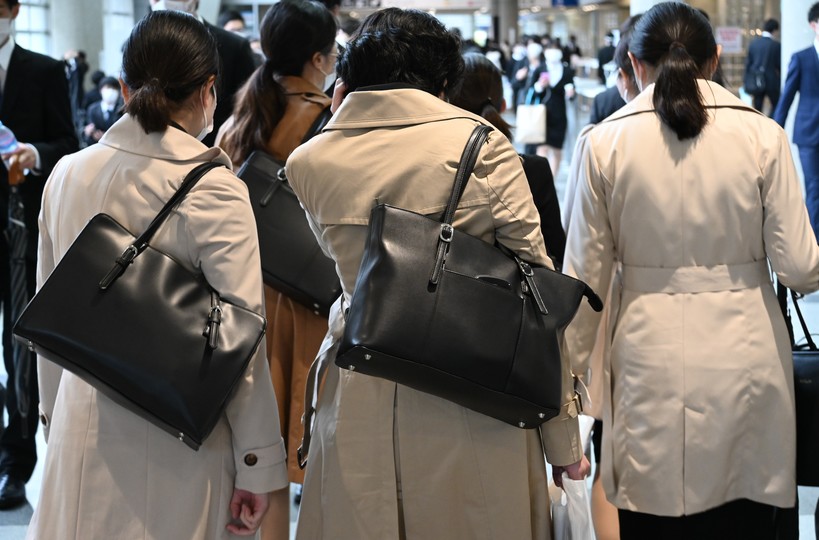 地方公務員の人気が 一気に 復活 就活生の3割 コロナ禍で公務員の志望度が高まった Business Insider Japan