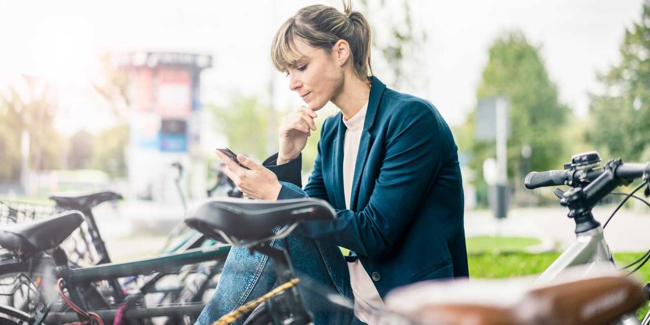 30歳前後のアメリカ人、給付金の半分は株に