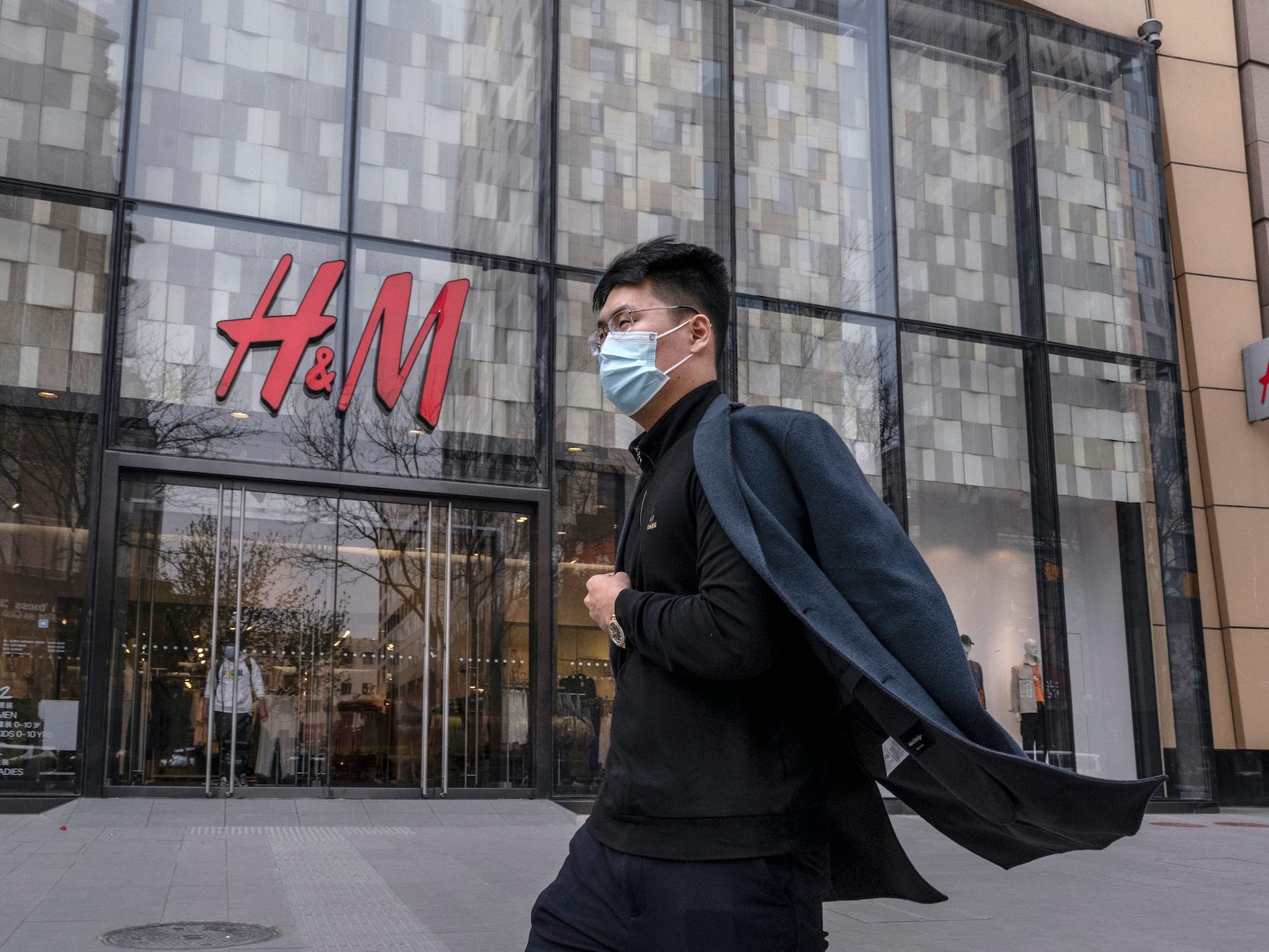 通販サイトや地図からも消去され H M 中国に対する 長期的なコミットメント を約束 Business Insider Japan