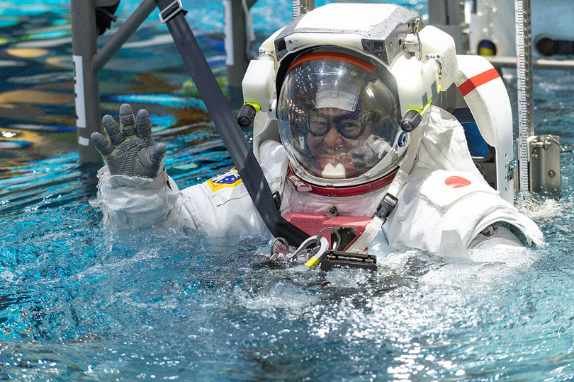 星出宇宙飛行士