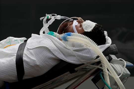 写真で見る 若者を中心に ブラジルで急増する新型コロナウイルスの感染者数と死者数 Business Insider Japan 写真で見る 若者を中心に ブラジルで急増する新型コロナウイルスの感染者数と死者数 Business Insider Japan