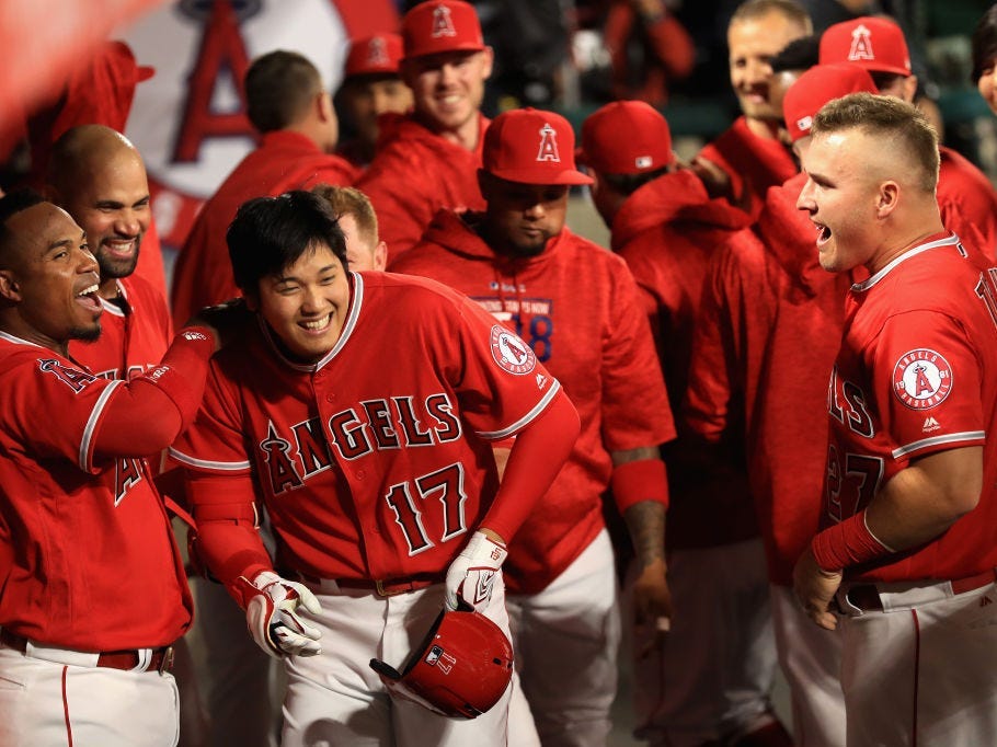 大谷選手とチームメイト