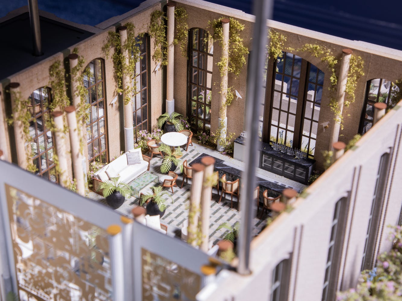 全面改修工事中の超高級ホテル、ウォルドーフ・アストリア「1億