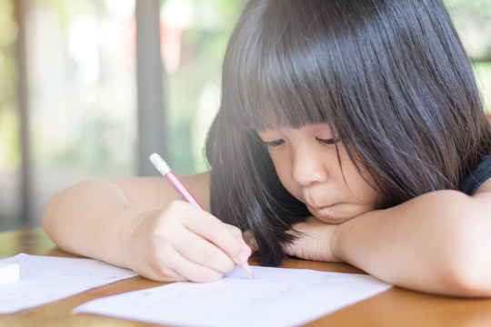 元気のない小学生