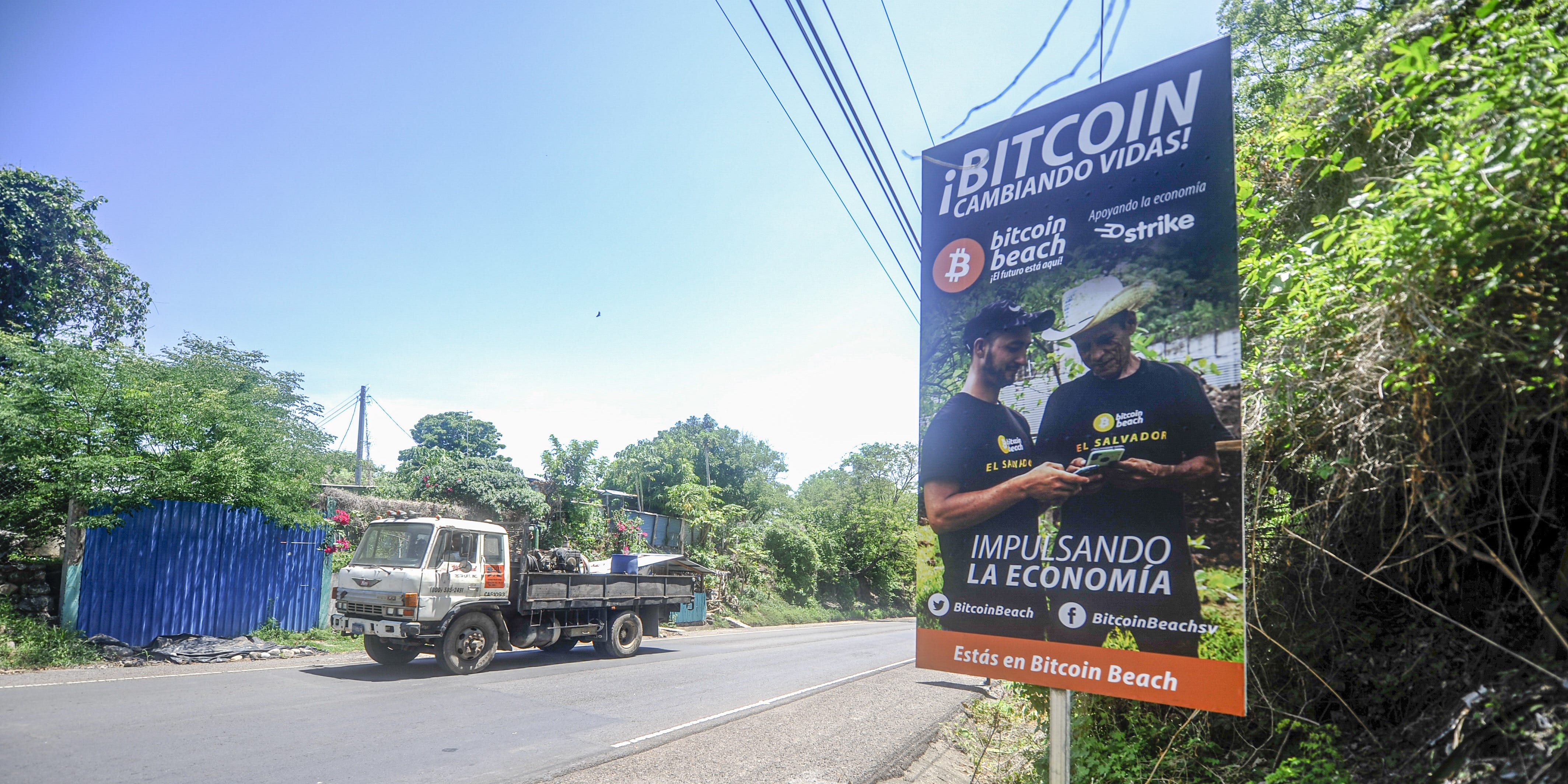 火山エネルギーでマイニング…ビットコインを法定通貨にしたエルサルバドル | Business Insider Japan