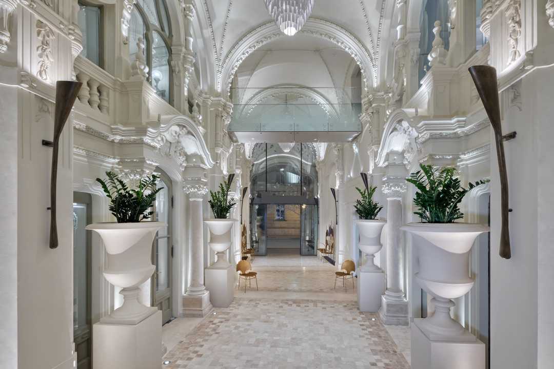 The hotel's historical passage.