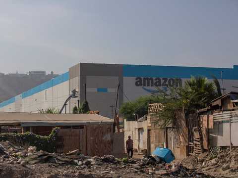 アマゾンのメキシコ倉庫の写真が話題に アマゾンの進出は地域に幸せをもたらすのか Business Insider Japan