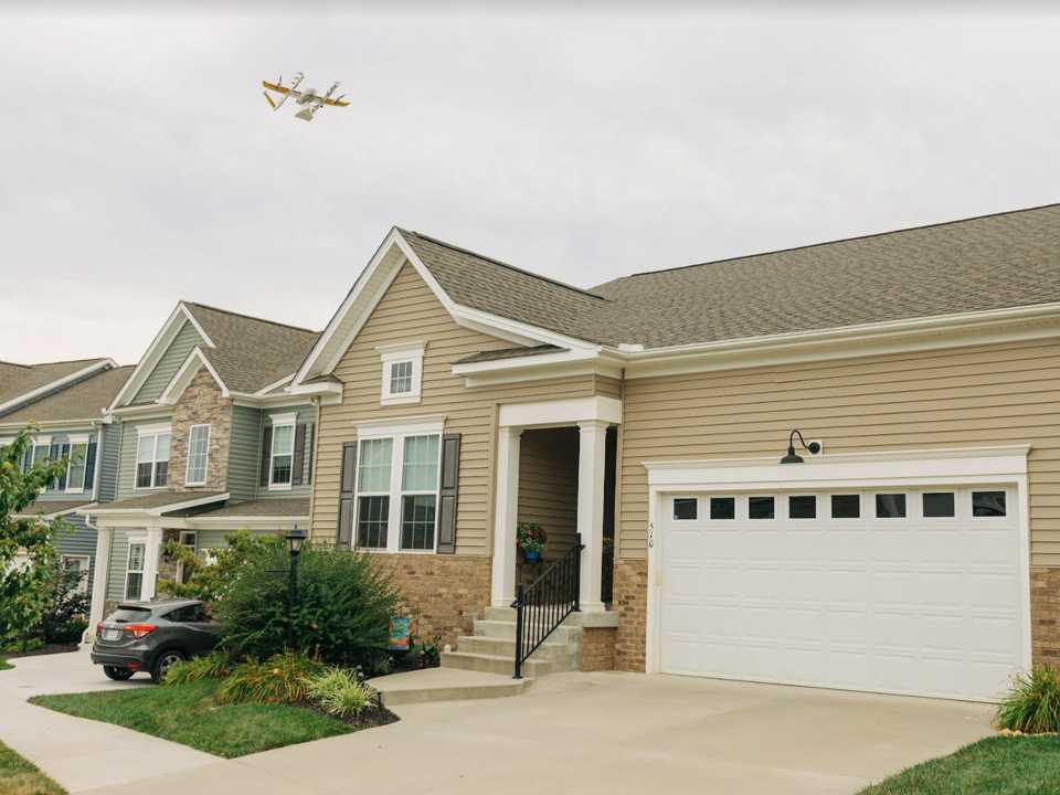 ウイングのドローンによる配送サービス