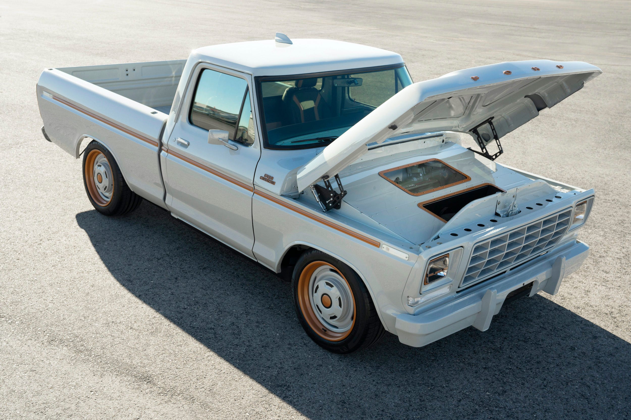激レア！今だけ‼︎フォード F100 Coyote-Powered 1967 Ford F-100 Ranger for sale on BaT