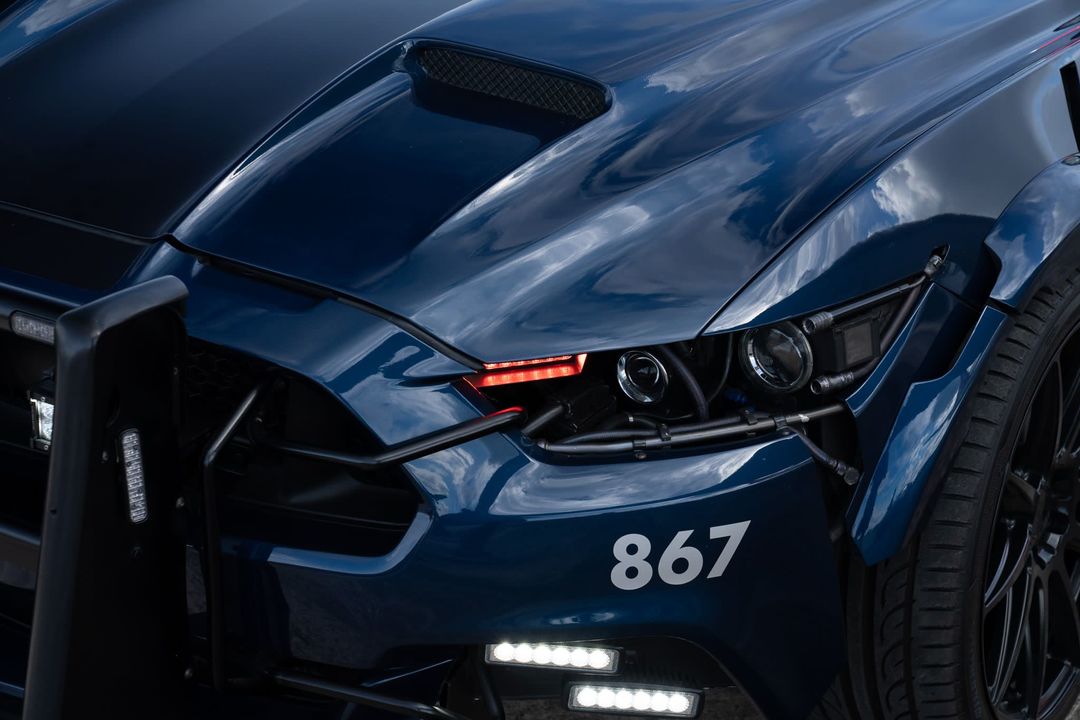 『トランスフォーマー』に登場した車が販売中。