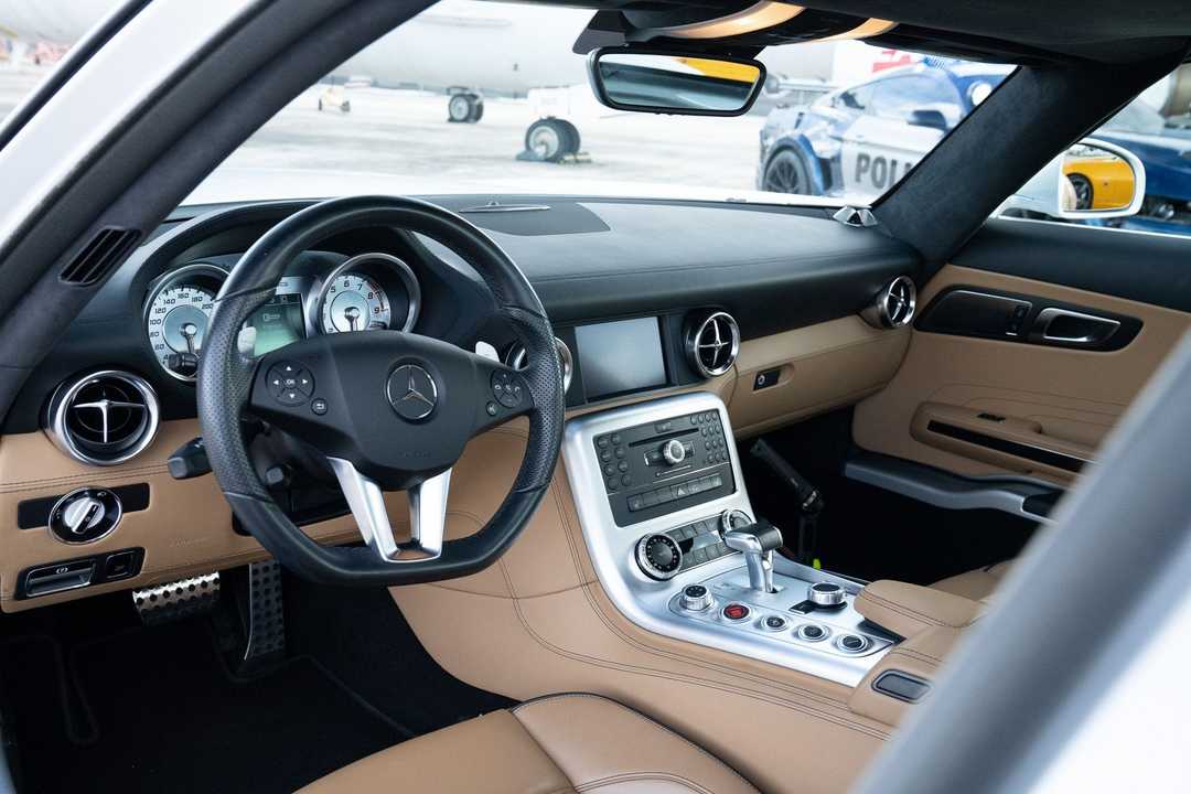 2010年式メルセデス・ベンツSLS AMG