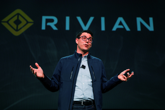 本日上場、時価総額10兆円超「Rivian」CEOの保有株式と議決権割合が少なすぎる。筆頭株主はアマゾンで...