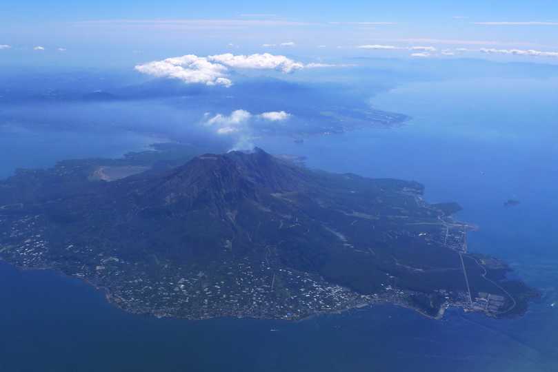 素粒子 ミューオン で噴火を予測 火山内部のマグマを画像化 Business Insider Japan