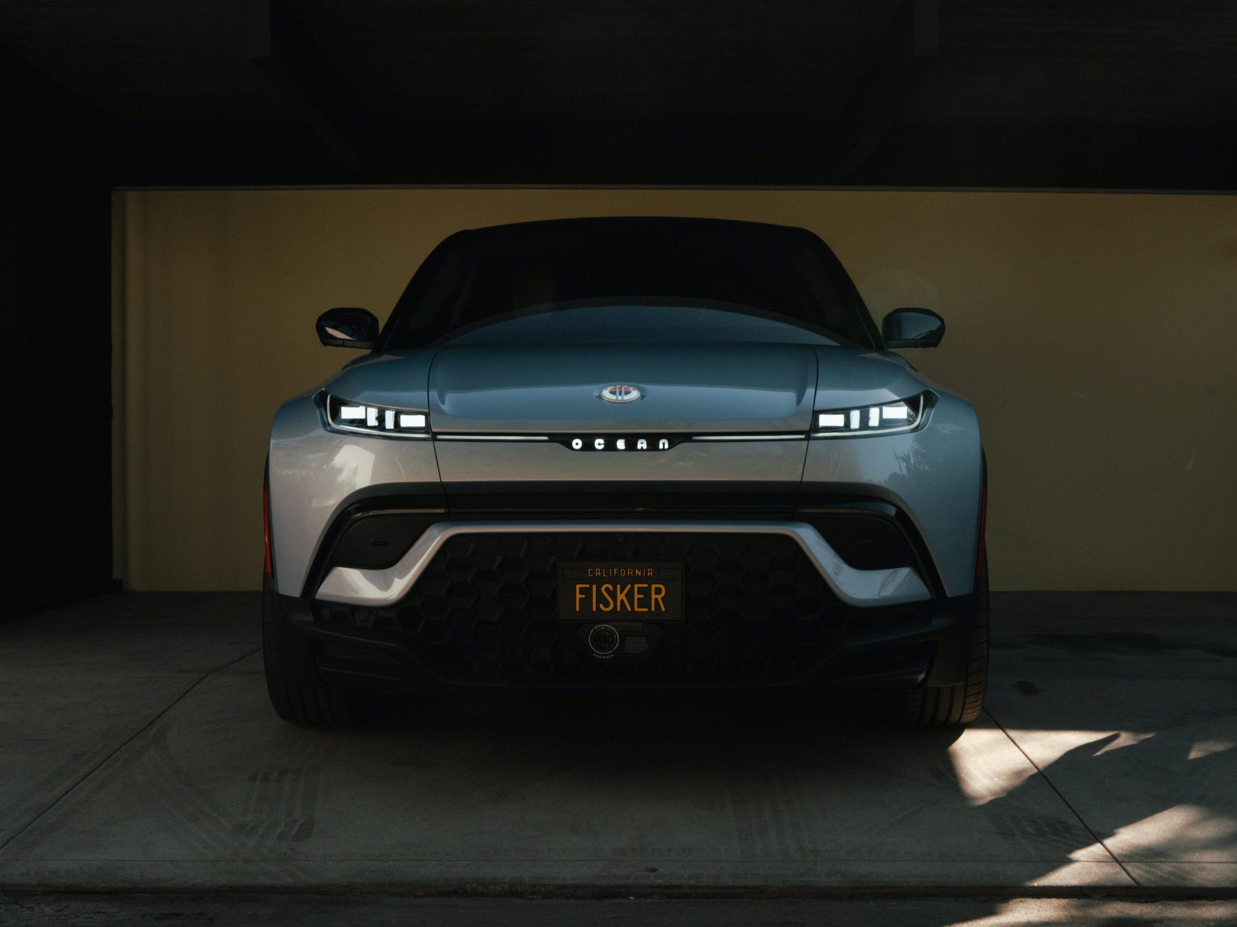 カタログ Fisker フィスカー フィスカー、最初のSUV「オーシャン」の量産版を発表…ソーラールーフや