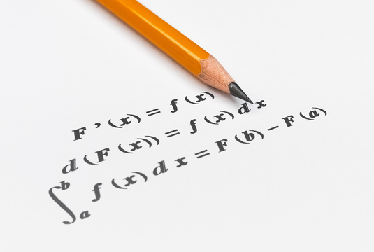 確率10 の当たりガチャ 10回引いて当たる確率は いまビジネスパーソンに数学的思考が求められる理由 Business Insider Japan