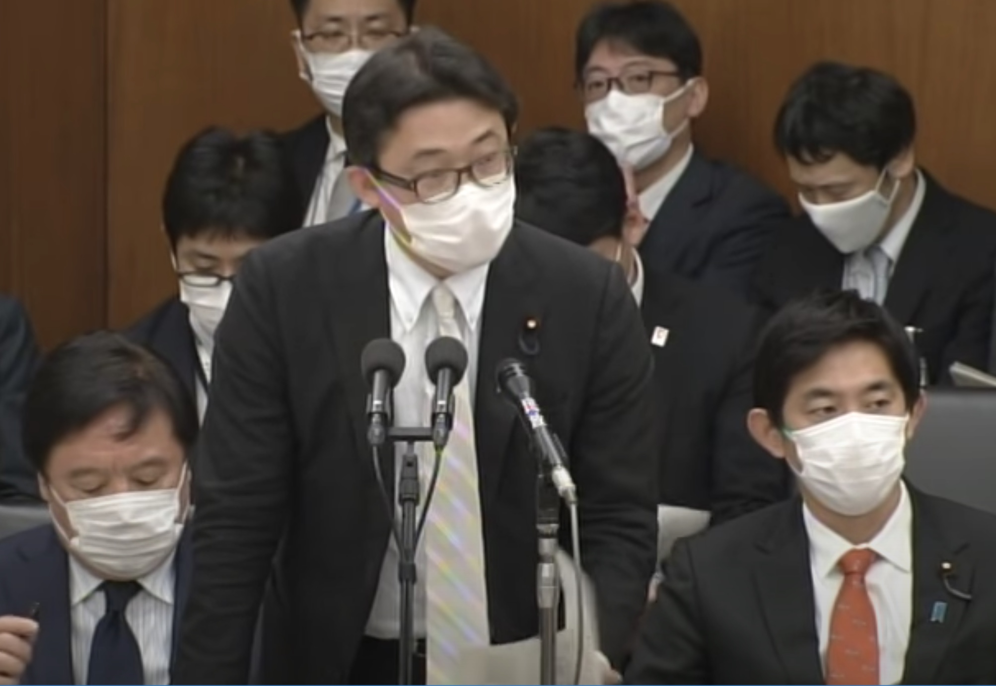 自民党・NFT特別担当「Web3とNFTを岸田政権の“成長と分配”戦略の柱に」 | Business Insider Japan