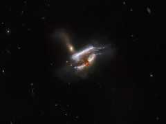 NASAのハッブル宇宙望遠鏡が｢3つの銀河の衝突｣を捉えた