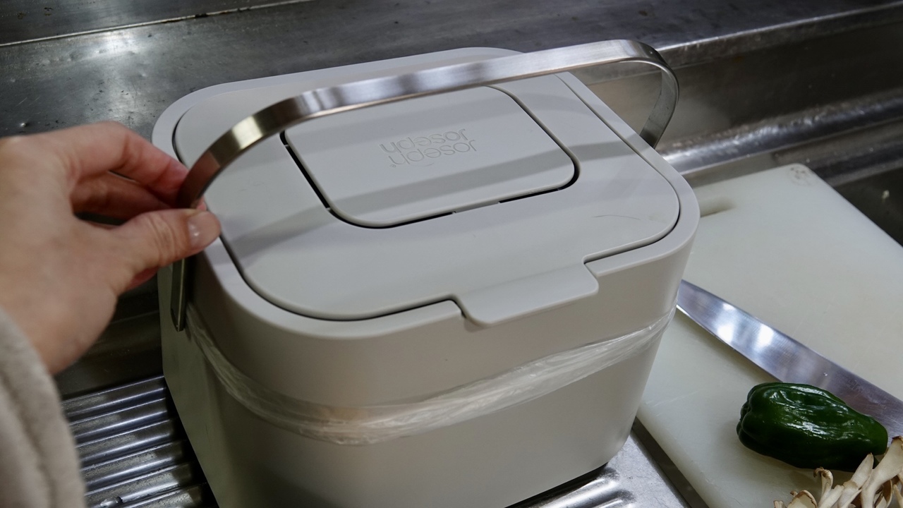 F5BD1595-A26D-4DB9-AA31-4DA979EF0AA1