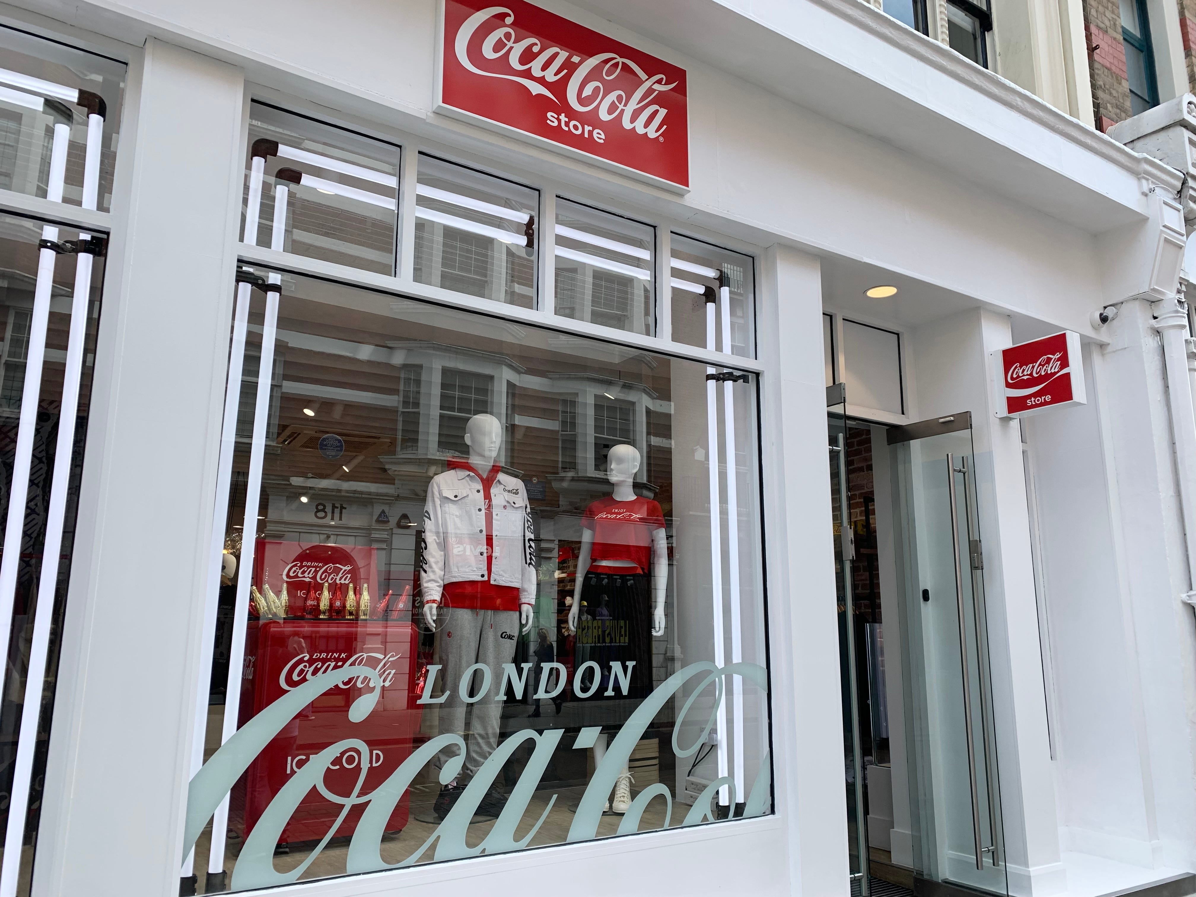 写真で見る！ コカ・コーラがロンドンにオープンした、ヨーロッパ初の 