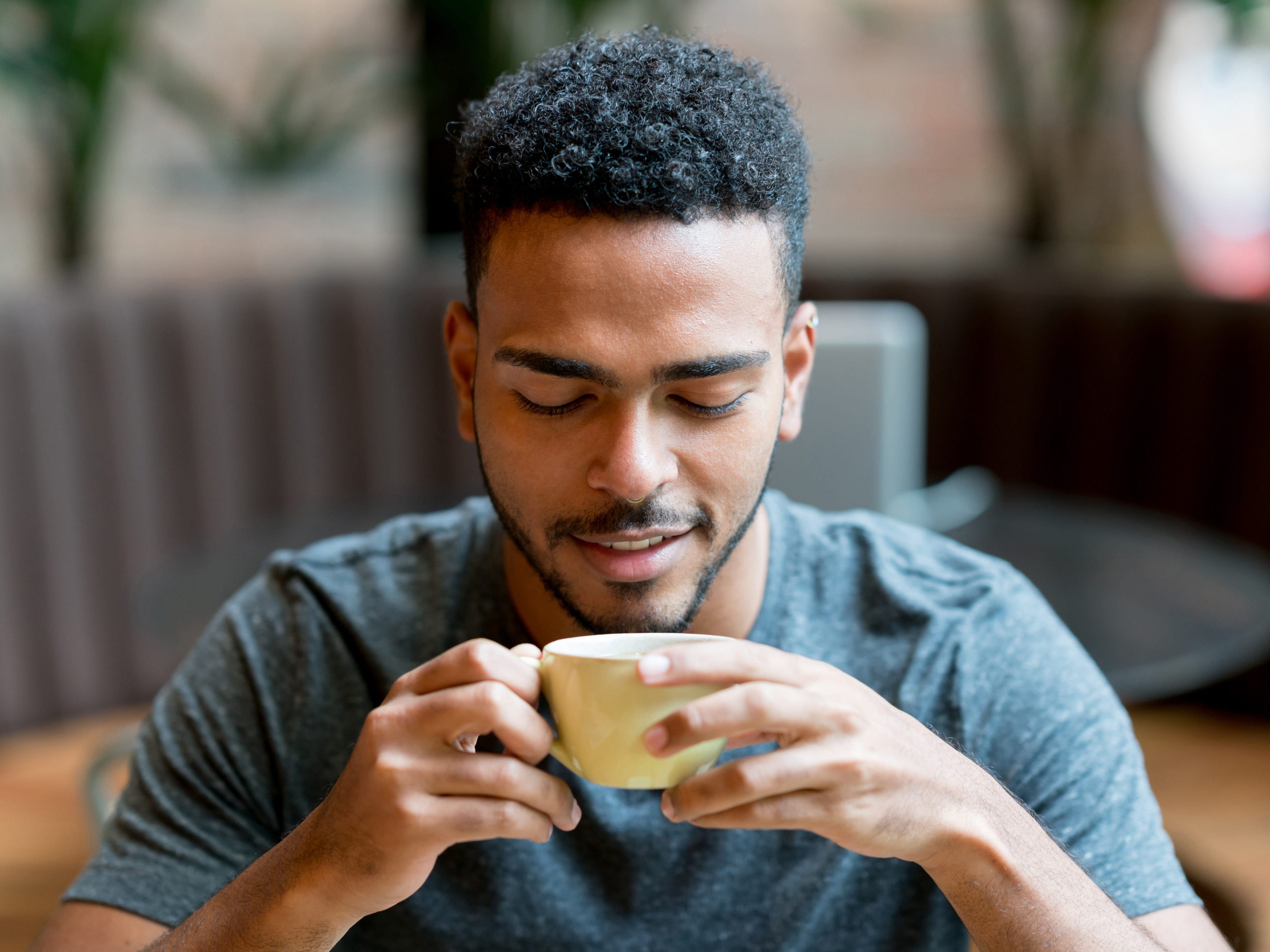少し砂糖を加えても コーヒーには長生きの効果あり 7年間の調査で明らかに Business Insider Japan 少し砂糖を加えても コーヒーには長生きの効果あり 7年間の調査で明らかに Business Insider Japan