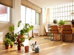 いまスタートアップ社員に人気の福利厚生トップ10。Airpods、ウクライナ寄付...5250人中最多得票は意外なグッズ