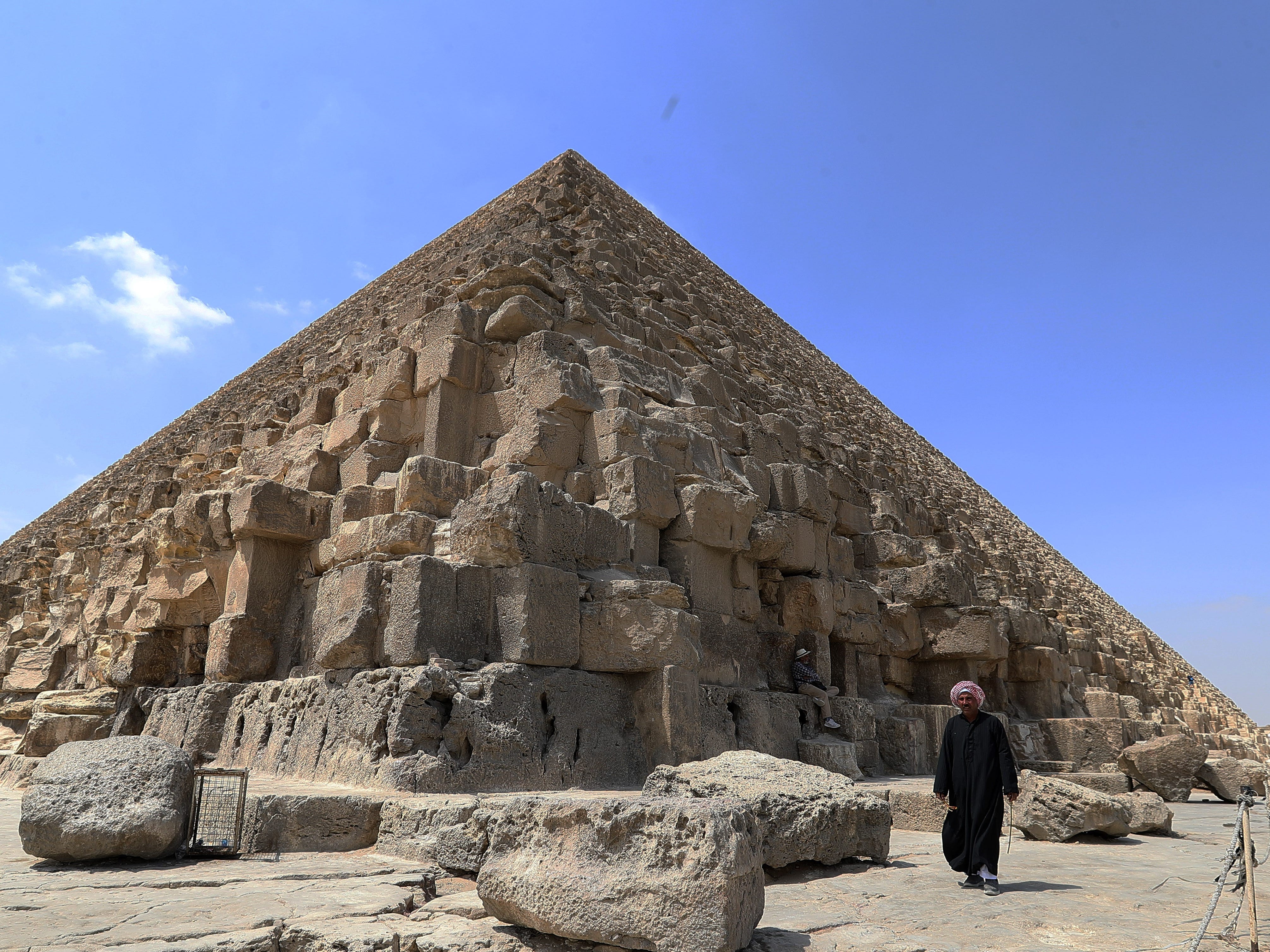 ギザの大ピラミッド建設の謎を解明か…古代の植物の花粉がカギを握っ