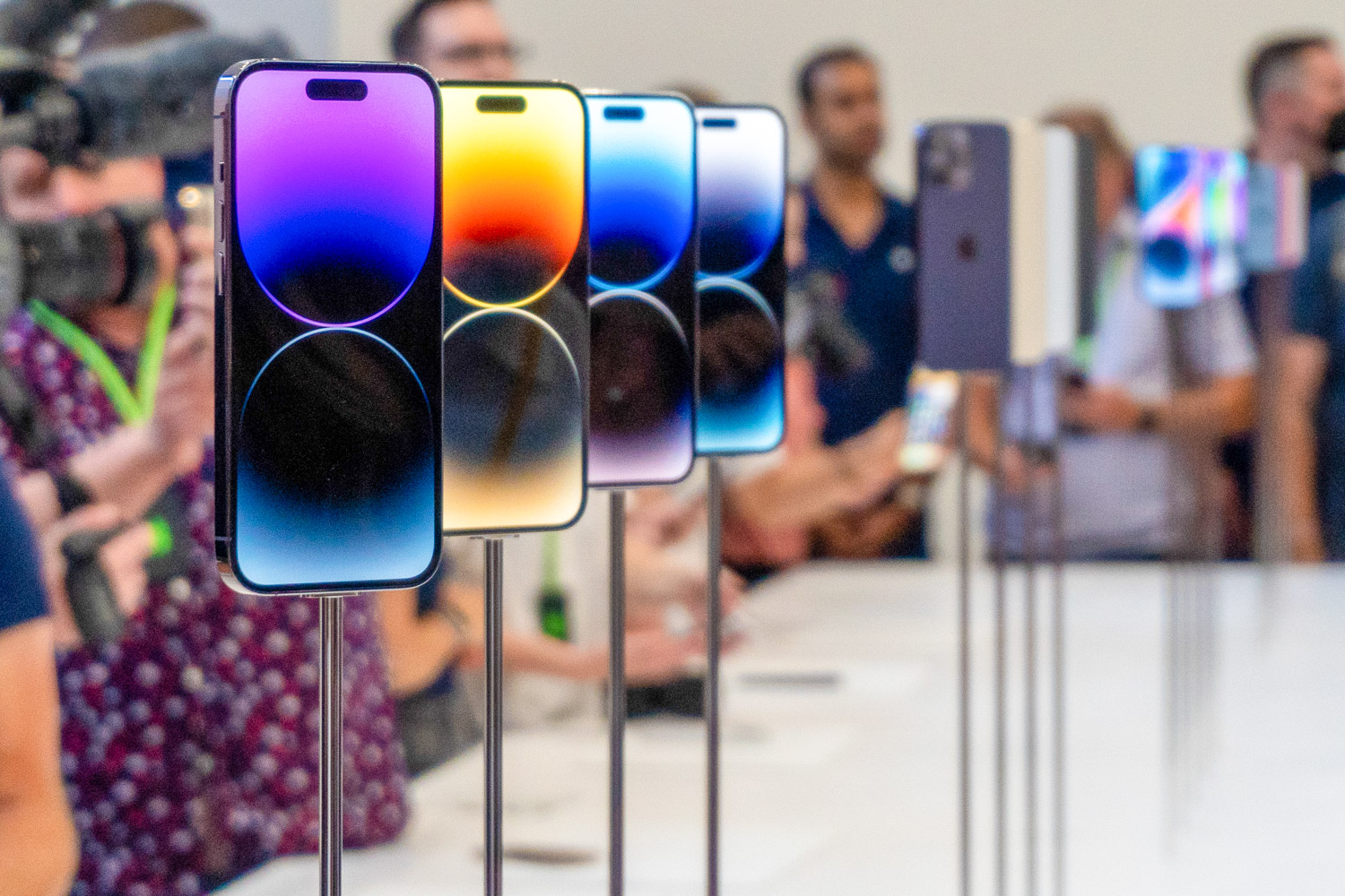 実機レポ：「iPhone 14 Pro」「第2世代AirPods Pro」の実力…Pro