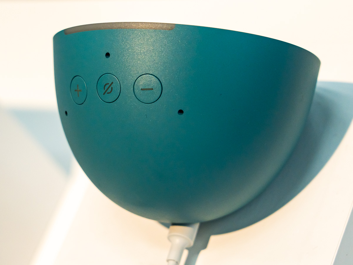 アマゾンの完全新型スマートスピーカー「Echo Pop」登場。狙うは「若者