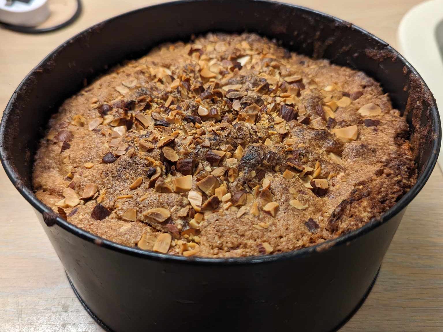 イギリスのレジェンドお菓子研究家が作り続ける「簡単すぎるアップル