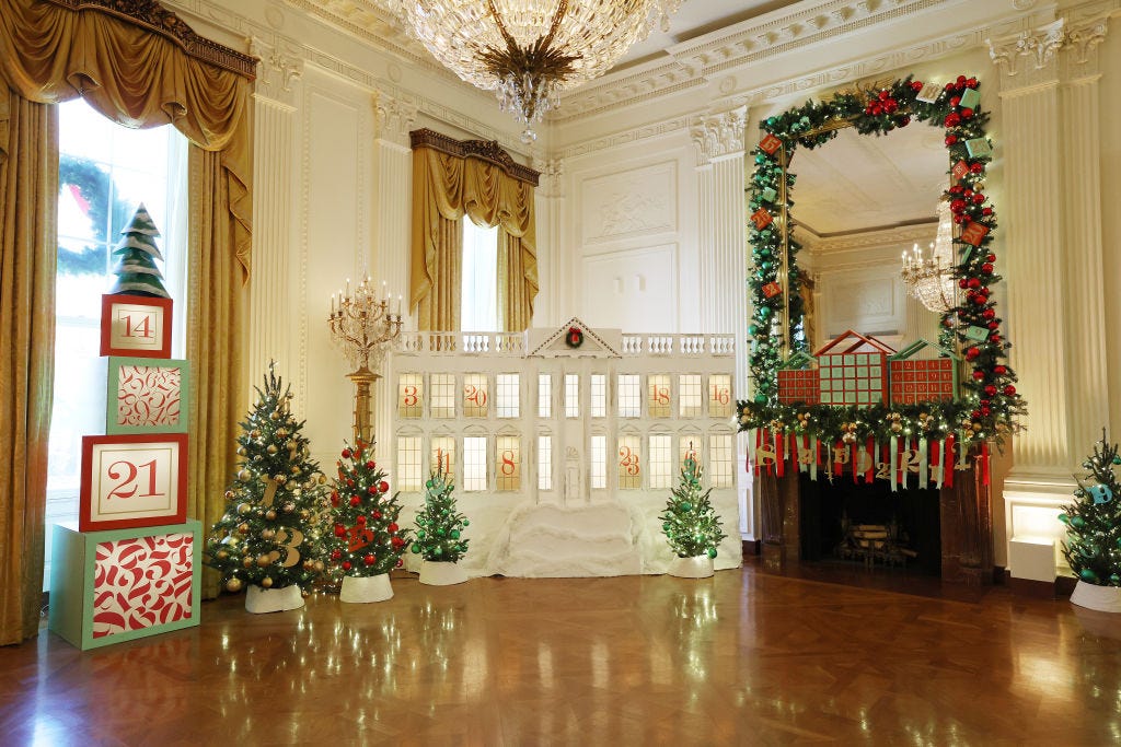クリスマスライト　ホワイトハウス ホワイトハウスがクリスマスの光に…世界のクリスマス2024